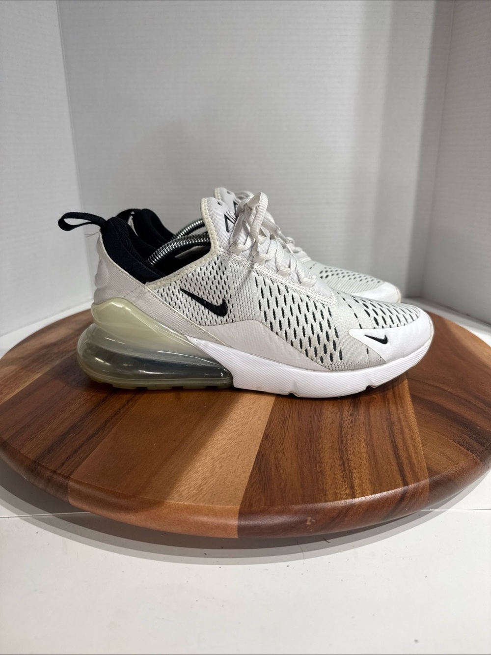 Nike Air Max 270 Shoes Mesh Running AH6789-100 Sneakers Women’s Size 9